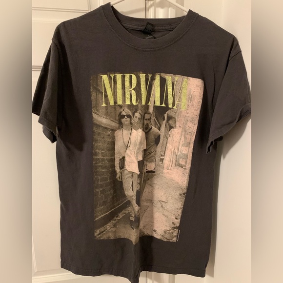 M&O Gold Tops - Nirvana Band Kurt Cobain T-Shirt Tee Black Gray Unisex M 100% Cotton